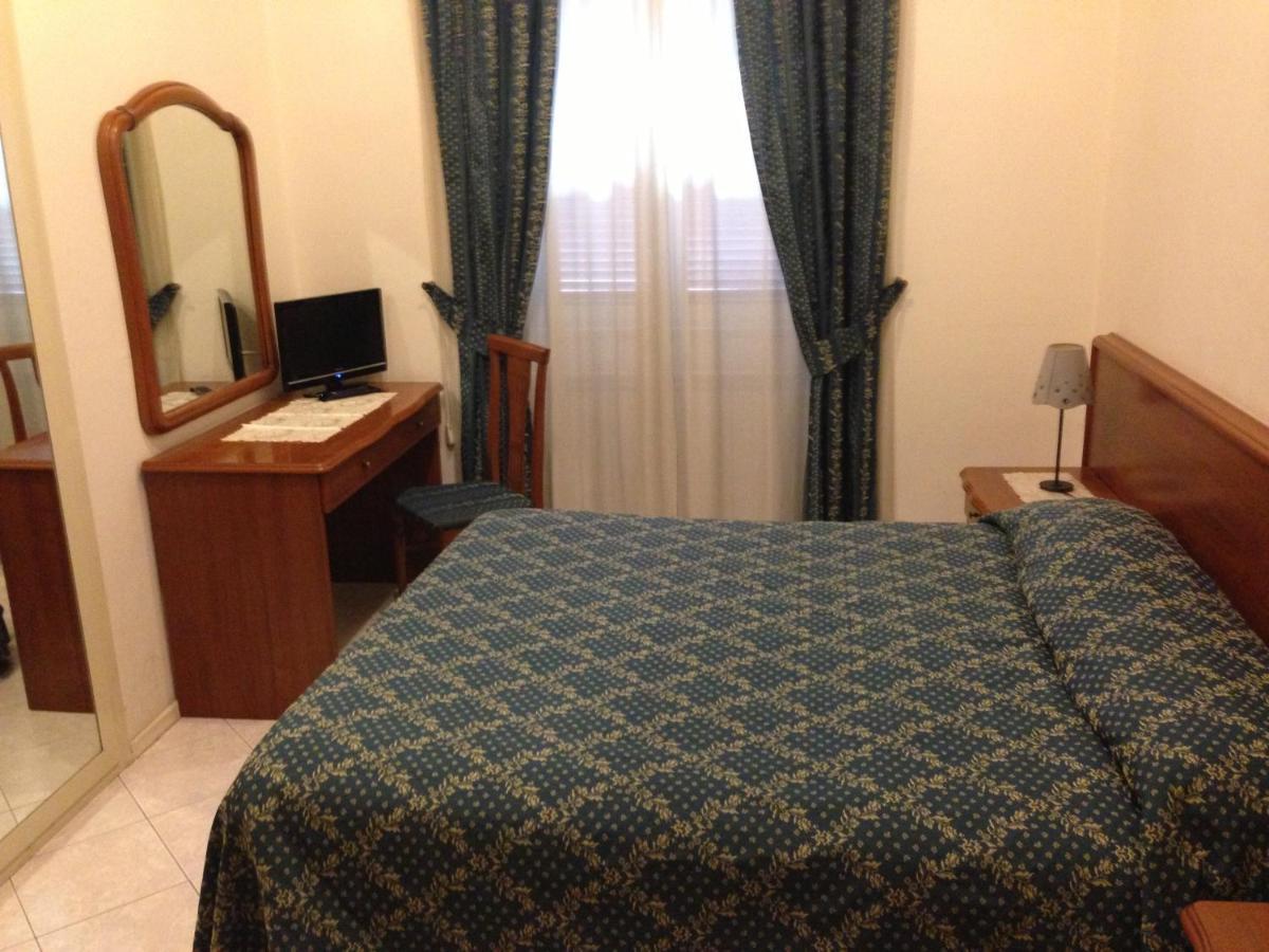 Amoromaonline Room photo